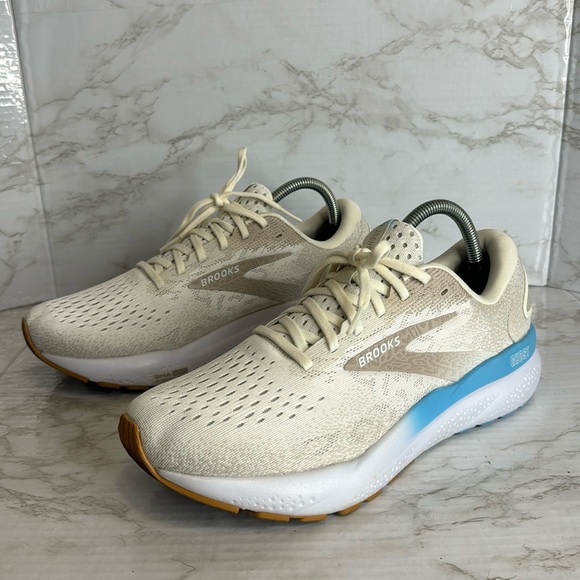 Brooks Ghost 16 Coconut Chateau Grey Blue Women Road Running Shoes size 11 M